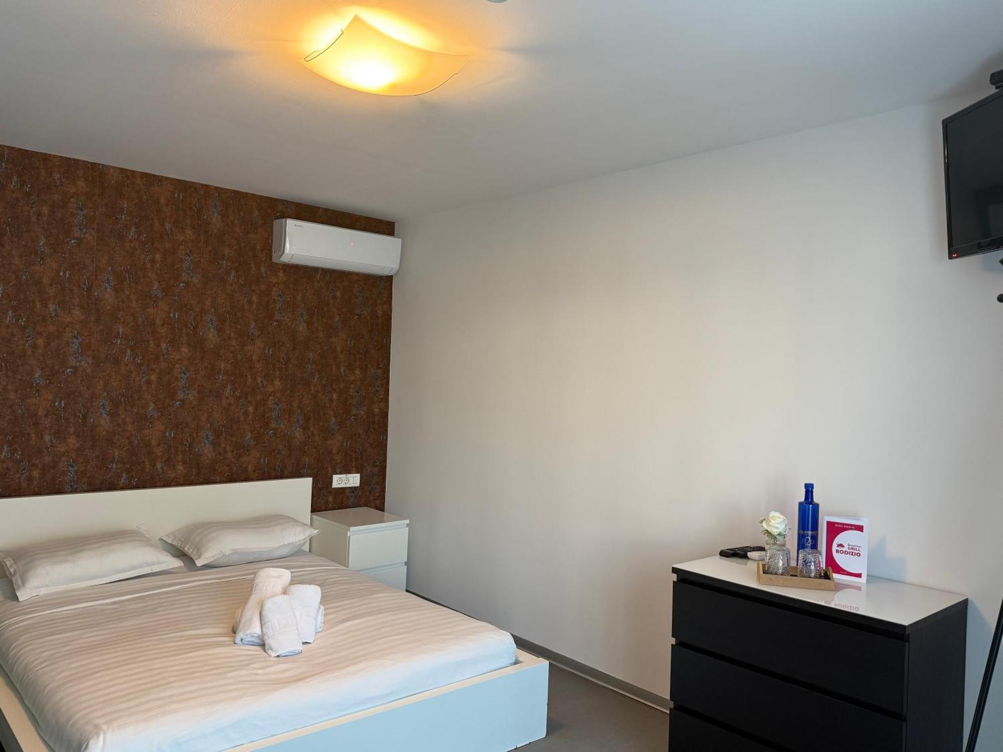 Rodizio Hill Resort Клуж-Напока Экстерьер фото